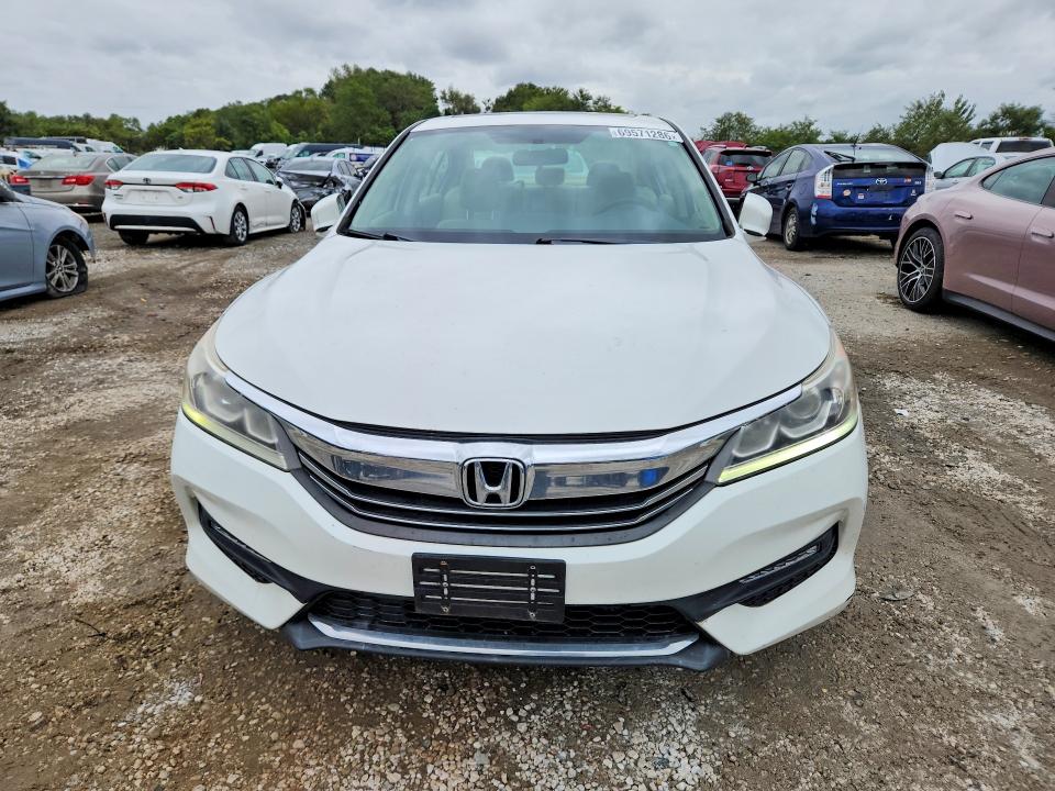 Продажа на аукционе авто 2016 Honda Accord, vin: 1HGCR2F72GA033901, номер лота: 69571286