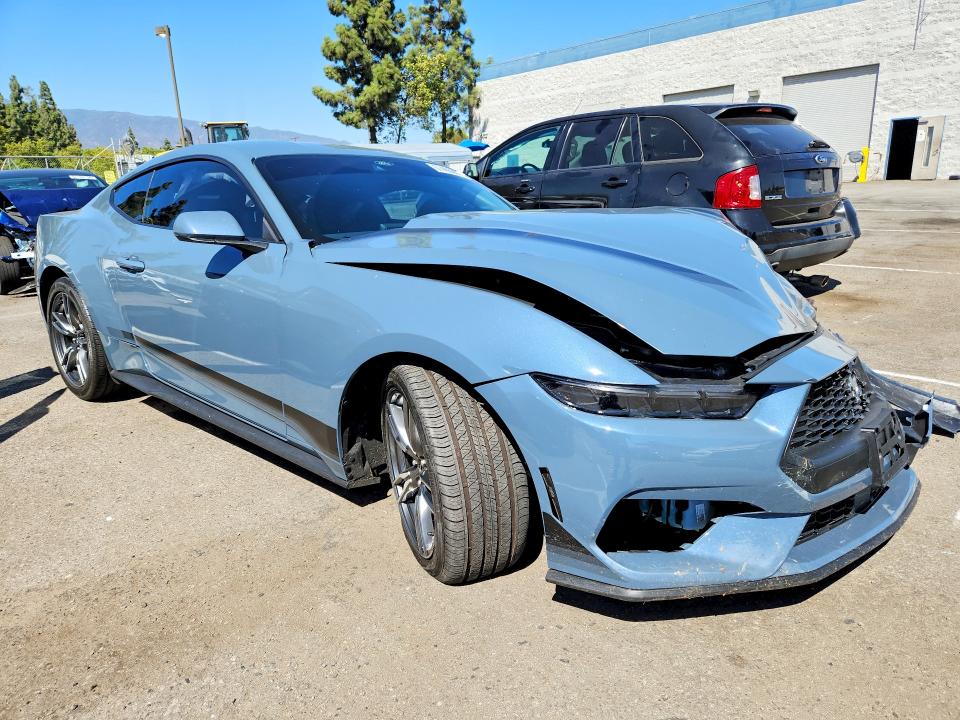 67405606 :رقم المزاد ، 1FA6P8TH7S5130794 vin ، 2025 Ford Mustang مزاد بيع