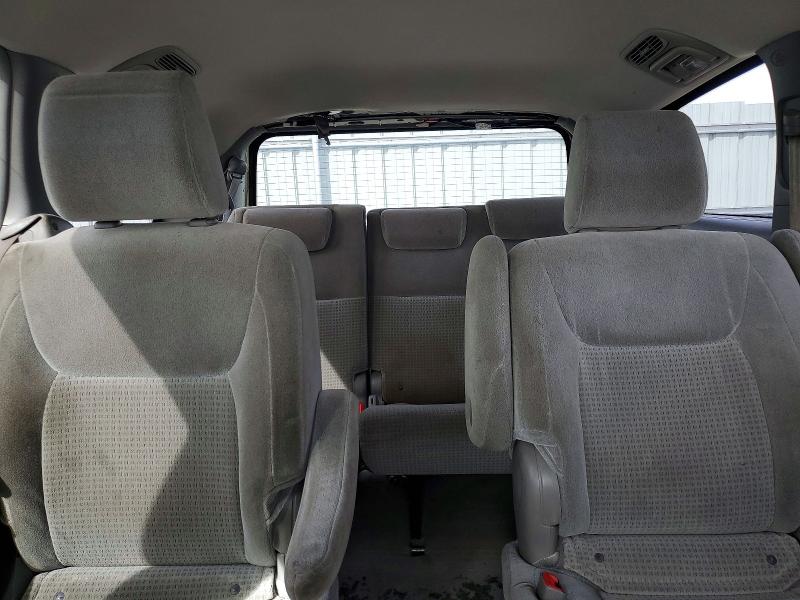 69802896 :رقم المزاد ، 5TDZK4CC4AS305580 vin ، 2010 Toyota Sienna مزاد بيع