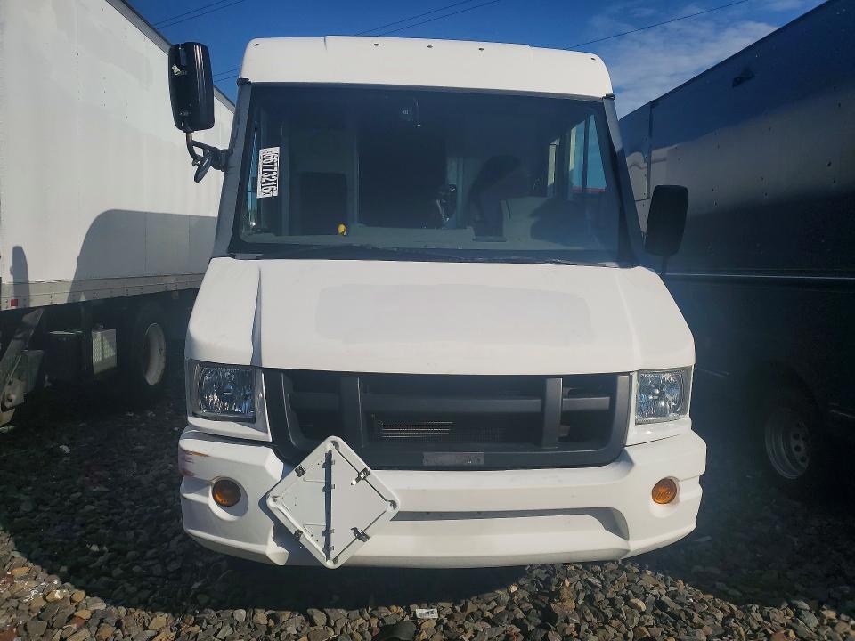 Продажа на аукционе авто 2015 Isuzu Npr, vin: JALB4T174F7W00545, номер лота: 66773216
