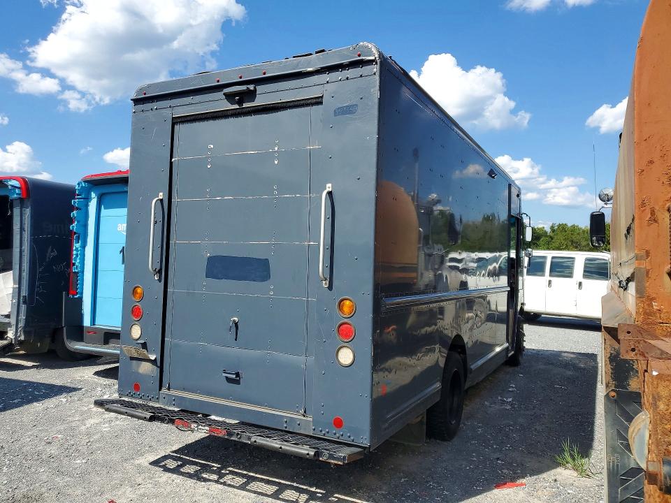 65045836 :رقم المزاد ، 4UZAC2EA9LCMK0167 vin ، 2020 Freightliner Chassis مزاد بيع
