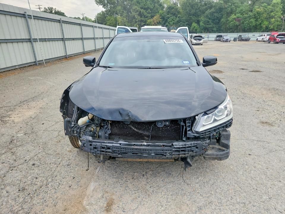 Продаж на аукціоні авто 2016 Honda Accord, vin: 1HGCR2F89GA238494, номер лоту: 69893756