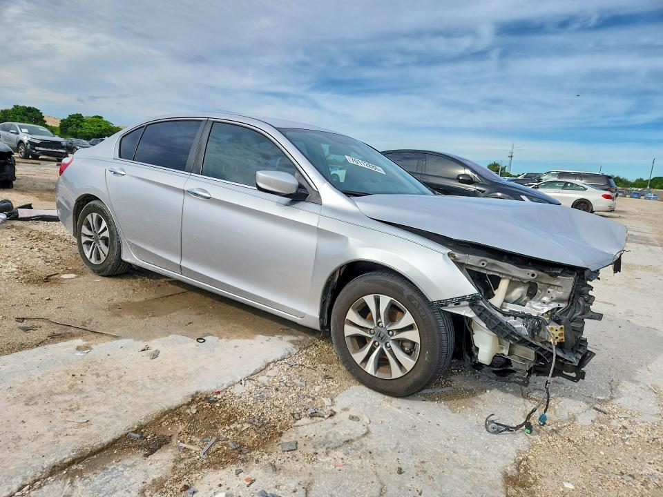 Продажа на аукционе авто 2015 Honda Accord, vin: 1HGCR2F38FA171647, номер лота: 70112886