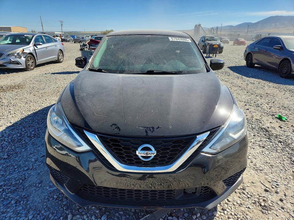Продаж на аукціоні авто 2018 Nissan Sentra, vin: 3N1AB7AP3JY268621, номер лоту: 67843086