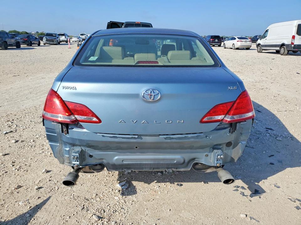 67353756 :رقم المزاد ، 4T1BK36B87U244071 vin ، 2007 Toyota Avalon مزاد بيع