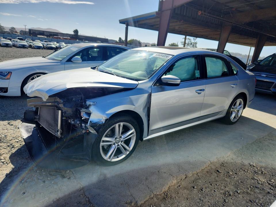 Продаж на аукціоні авто 2015 Volkswagen Passat, vin: 1VWBT7A38FC015528, номер лоту: 68684056