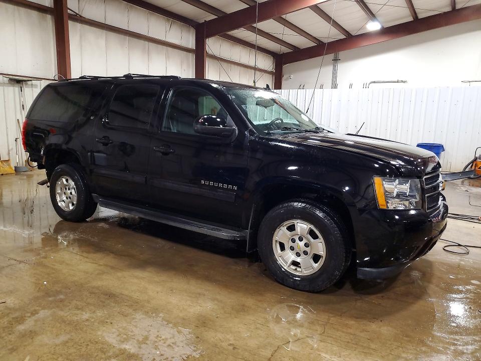 68617606 :رقم المزاد ، 1GNSKJE77CR167719 vin ، 2012 Chevrolet Suburban مزاد بيع