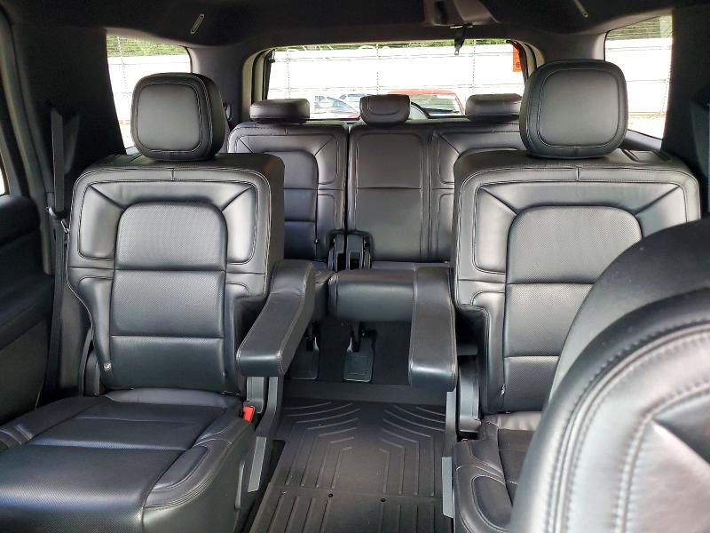 Продажа на аукционе авто 2018 Lincoln Navigator, vin: 5LMJJ2HT4JEL11231, номер лота: 67984496