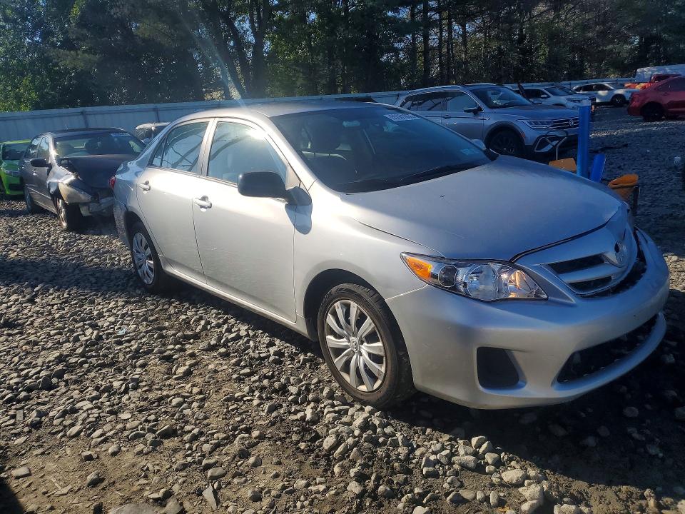 65361866 :رقم المزاد ، 2T1BU4EE5DC967966 vin ، 2013 Toyota Corolla مزاد بيع