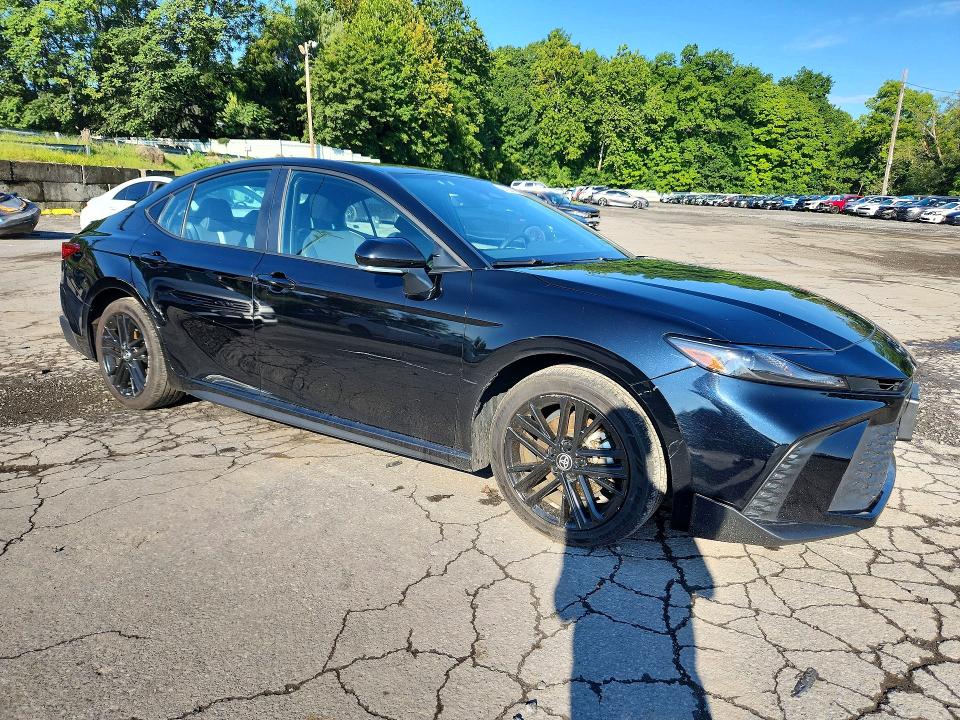 Продаж на аукціоні авто 2025 Toyota Camry, vin: 4T1DBADK3SU004418, номер лоту: 67221186