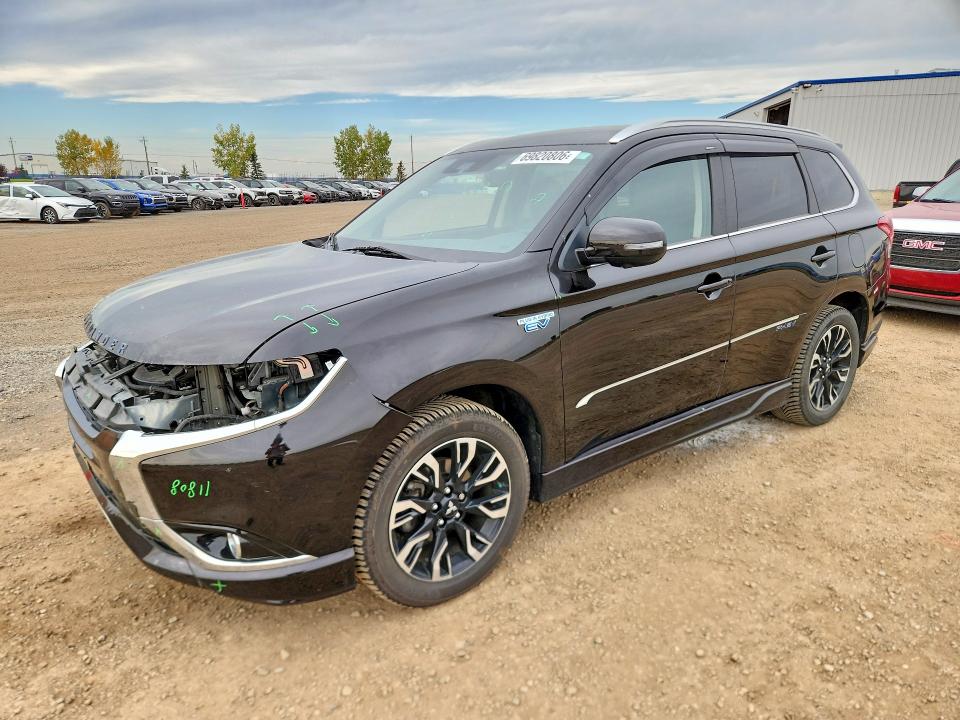 Продажа на аукционе авто 2018 Mitsubishi Outlander, vin: JA4J24A52JZ610957, номер лота: 69820806