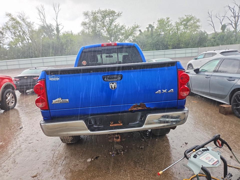 67679336 :رقم المزاد ، 1D7HU18208J105345 vin ، 2008 Dodge Ram 1500 مزاد بيع