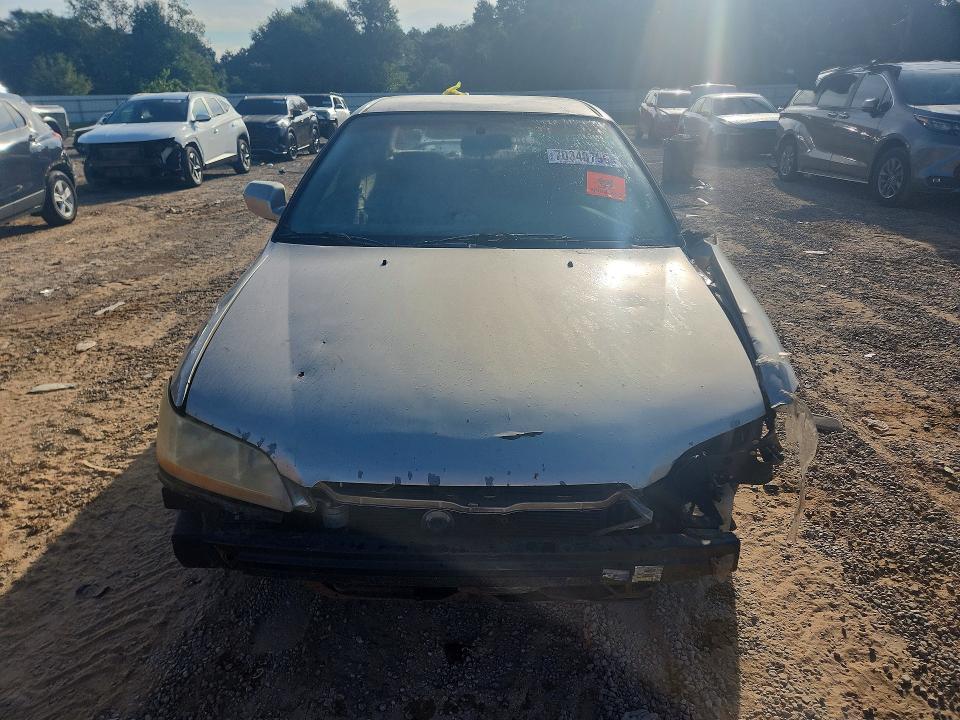 70340796 :رقم المزاد ، 1HGCG5647YA144829 vin ، 2000 Honda Accord مزاد بيع