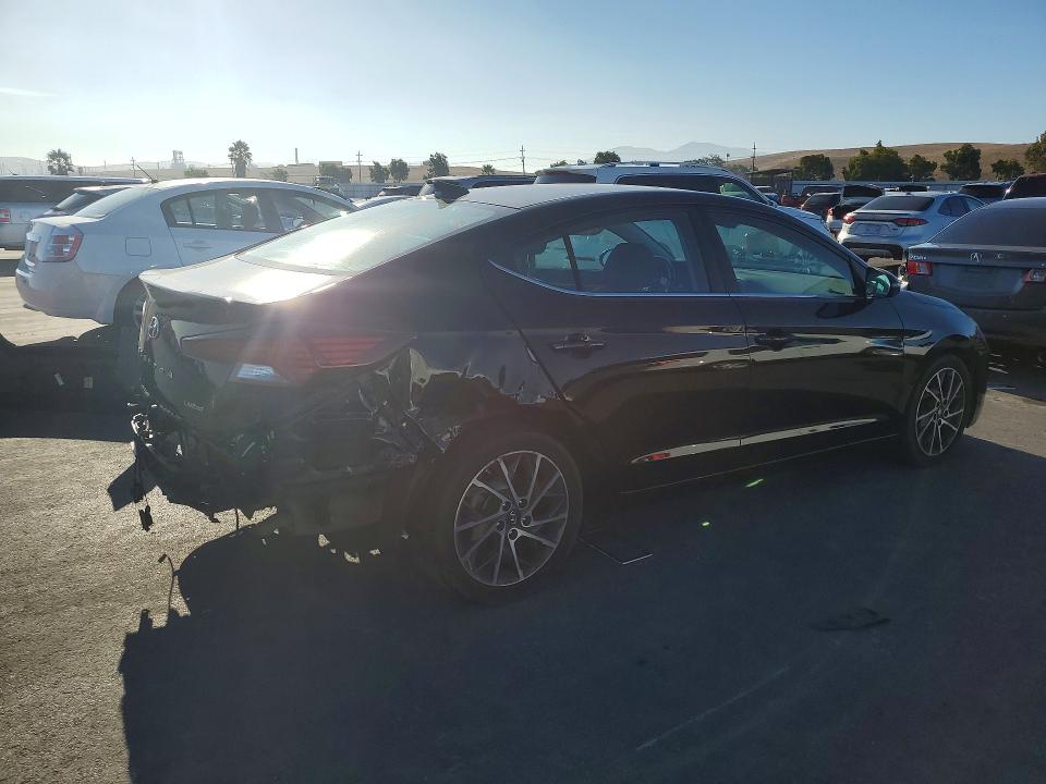 Auction sale of the 2019 Hyundai Elantra, vin: 5NPD84LF2KH484132, lot number: 68650906