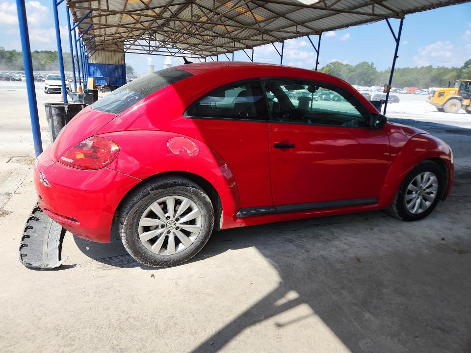 2013 Volkswagen Beetle მანქანა იყიდება აუქციონზე, vin: 3VWFP7AT7DM645994, აუქციონის ნომერი: 68076806