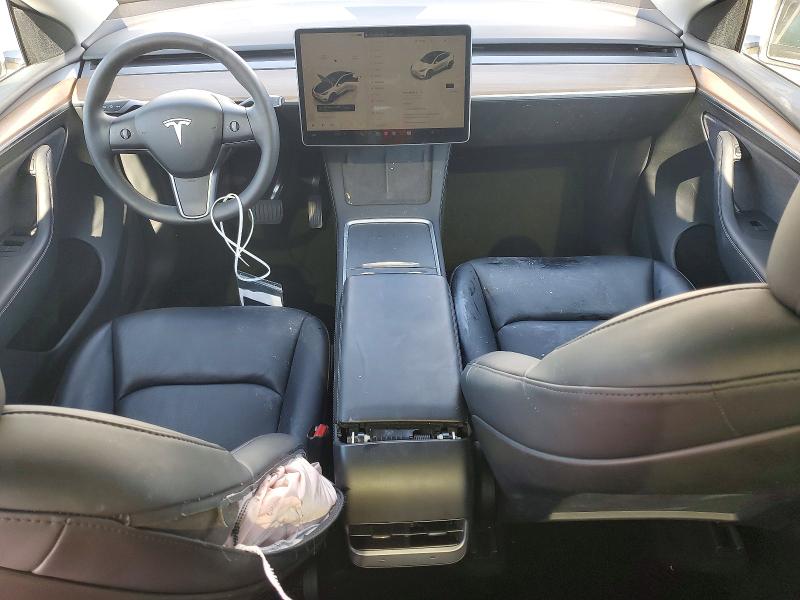 2025 Tesla Model Y მანქანა იყიდება აუქციონზე, vin: 7SAYGDEE9SF217032, აუქციონის ნომერი: 69759266