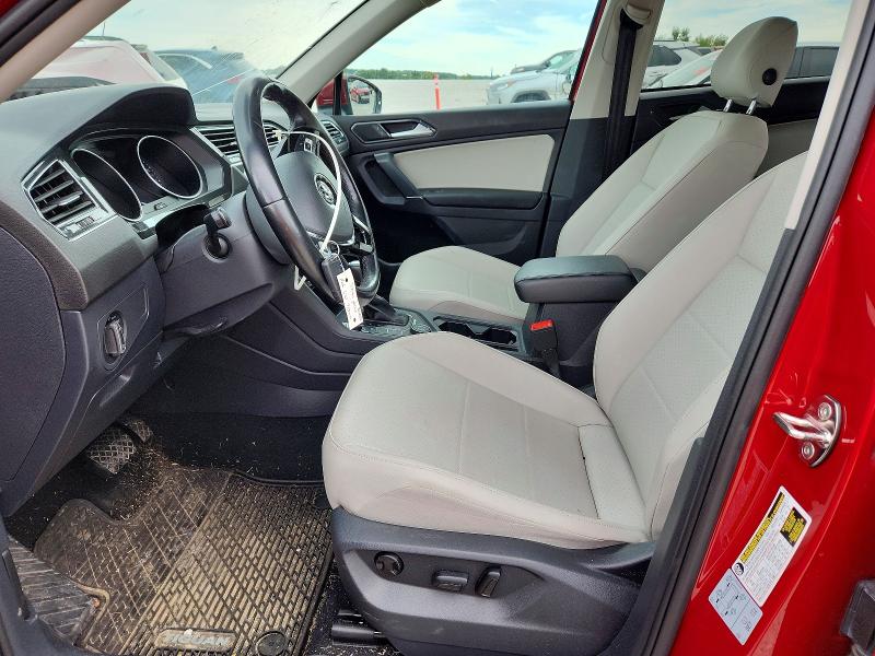 68237606 :رقم المزاد ، 3VV2B7AX7JM014761 vin ، 2018 Volkswagen Tiguan مزاد بيع