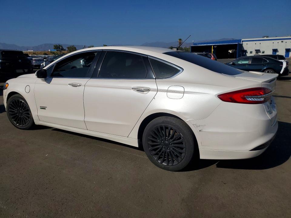 Продаж на аукціоні авто 2018 Ford Fusion, vin: 3FA6P0SU8JR260899, номер лоту: 69796206