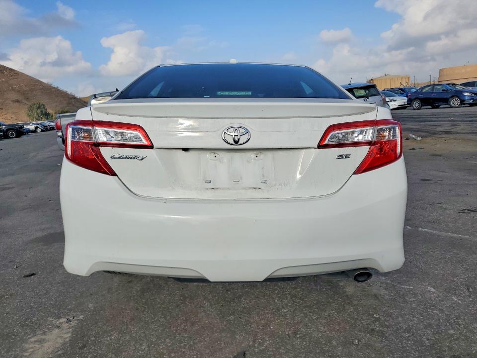 69375756 :رقم المزاد ، 4T1BF1FK7CU188160 vin ، 2012 Toyota Camry مزاد بيع
