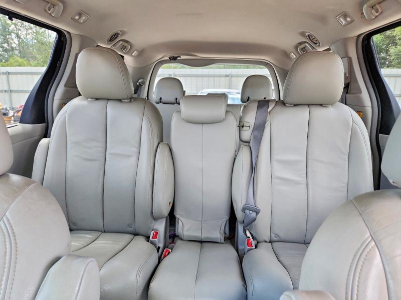 2011 Toyota Sienna მანქანა იყიდება აუქციონზე, vin: 5TDKK3DC8BS029366, აუქციონის ნომერი: 69848506