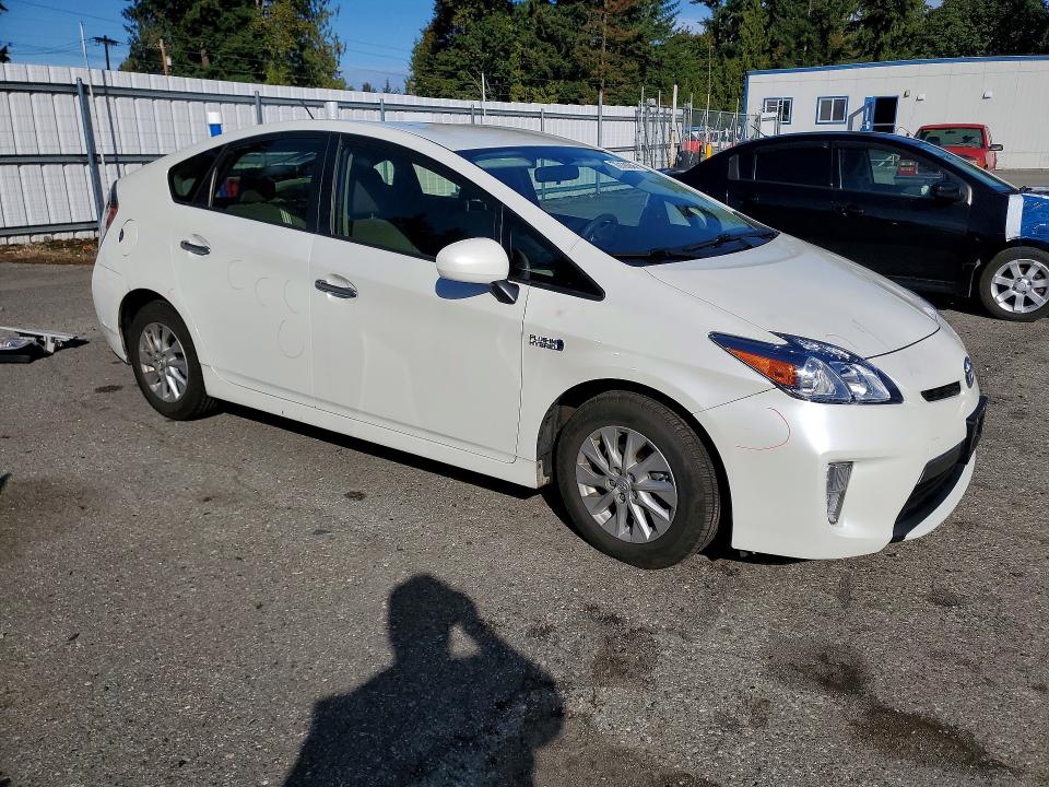 Продажа на аукционе авто 2013 Toyota Prius Plug-in Hybrid, vin: JTDKN3DP8D3048241, номер лота: 70126246