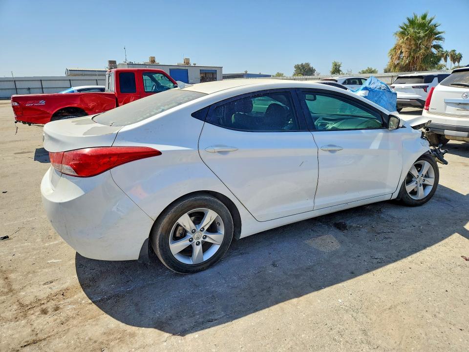 2013 Hyundai Elantra მანქანა იყიდება აუქციონზე, vin: 5NPDH4AE3DH388362, აუქციონის ნომერი: 66280646