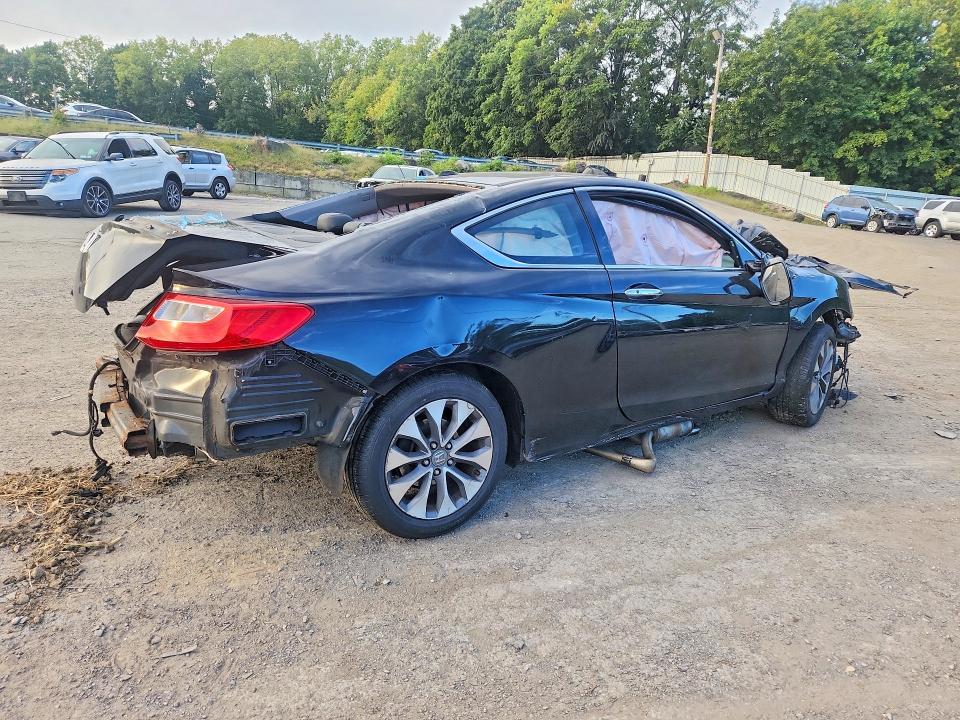 2013 Honda Accord მანქანა იყიდება აუქციონზე, vin: 1HGCT1B89DA005728, აუქციონის ნომერი: 69757016
