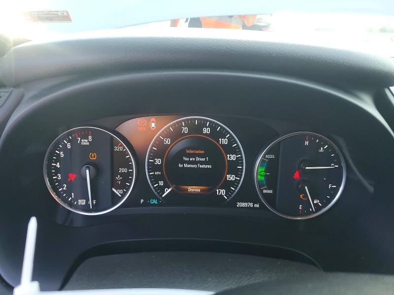 68324866 :رقم المزاد ، 1G4ZP5SZ6JU125389 vin ، 2018 Buick Lacrosse مزاد بيع