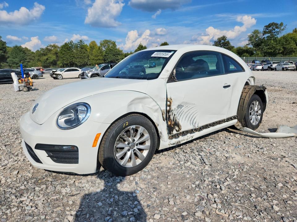 68855956 :رقم المزاد ، 3VWF17AT2HM617544 vin ، 2017 Volkswagen Beetle مزاد بيع