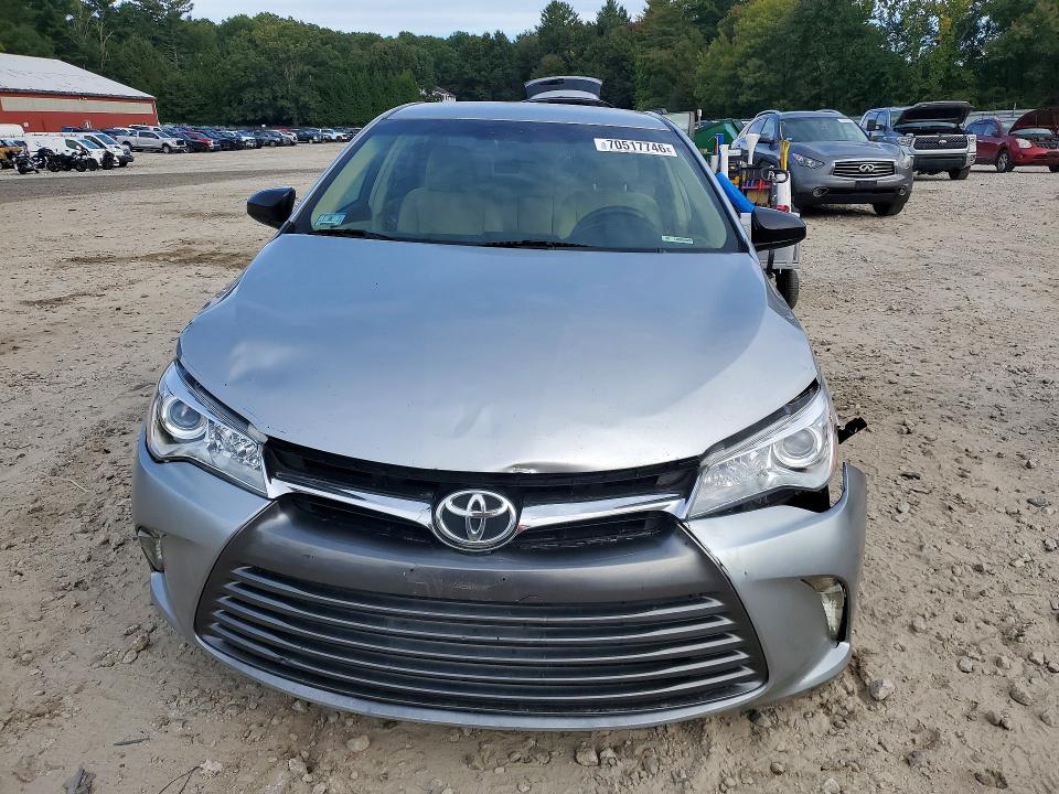 2017 Toyota Camry მანქანა იყიდება აუქციონზე, vin: 4T1BF1FK1HU785232, აუქციონის ნომერი: 70517746