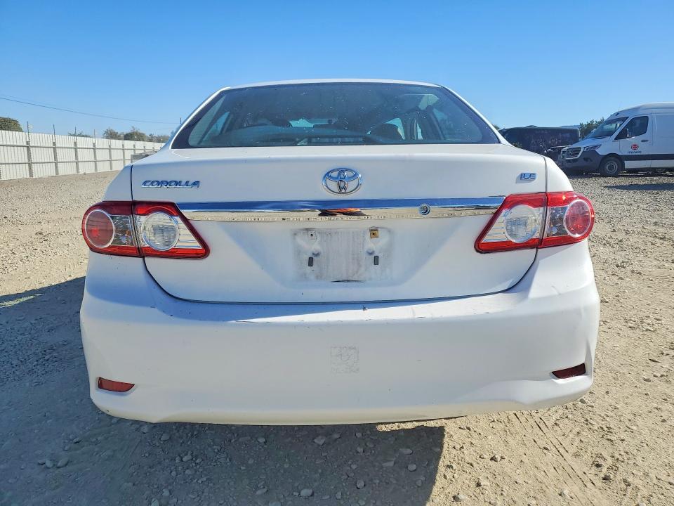 2013 Toyota Corolla მანქანა იყიდება აუქციონზე, vin: 2T1BU4EE4DC085056, აუქციონის ნომერი: 70802686
