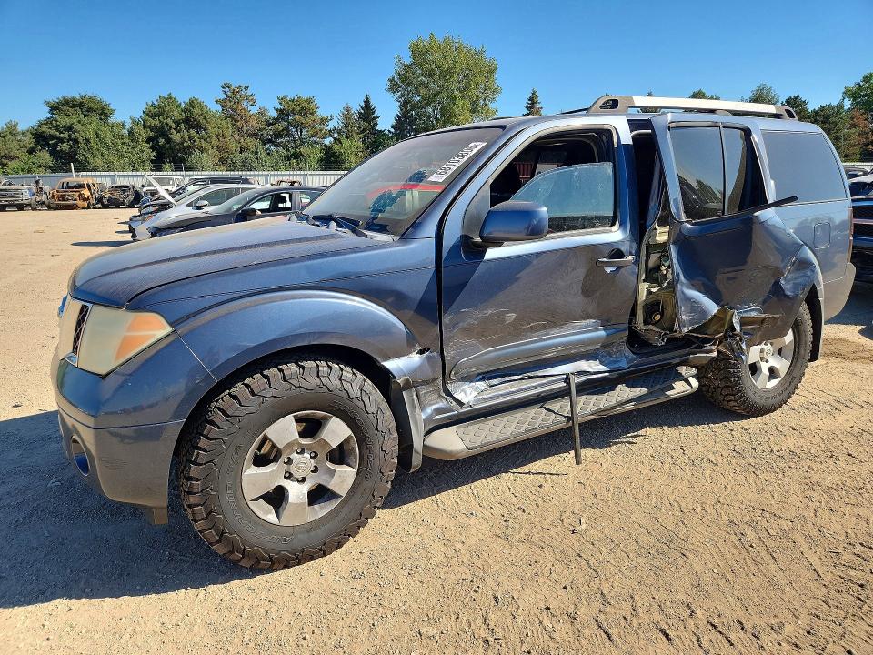 68103806 :رقم المزاد ، 5N1AR18W25C708230 vin ، 2005 Nissan Pathfinder مزاد بيع