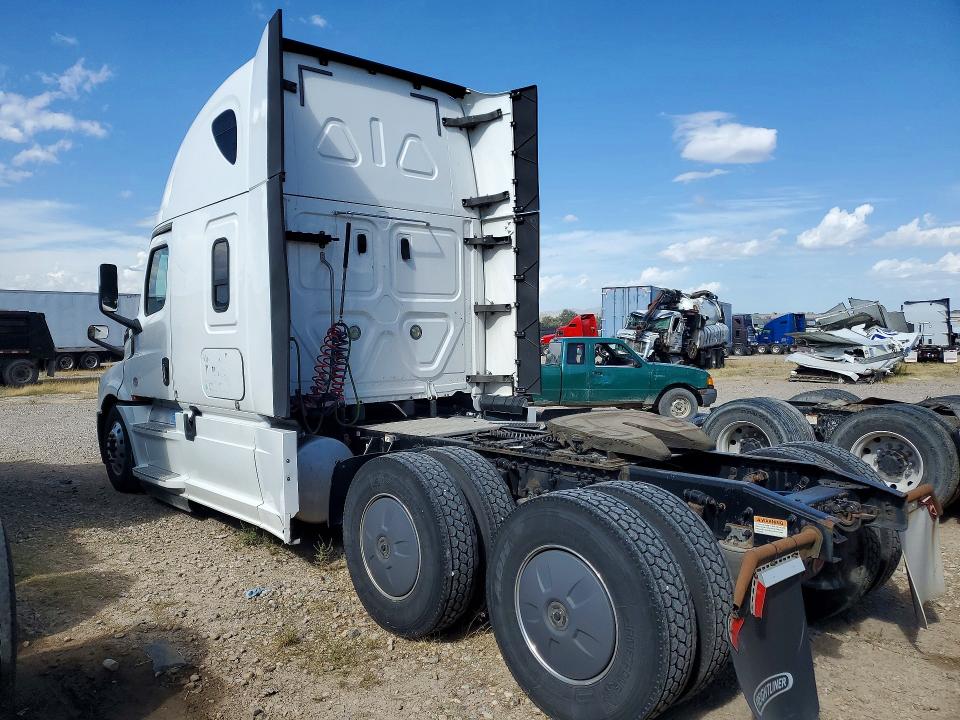 Auction sale of the 2019 Freightliner Cascadia 126, vin: 3AKJHHDR2KSKL4272, lot number: 69435436