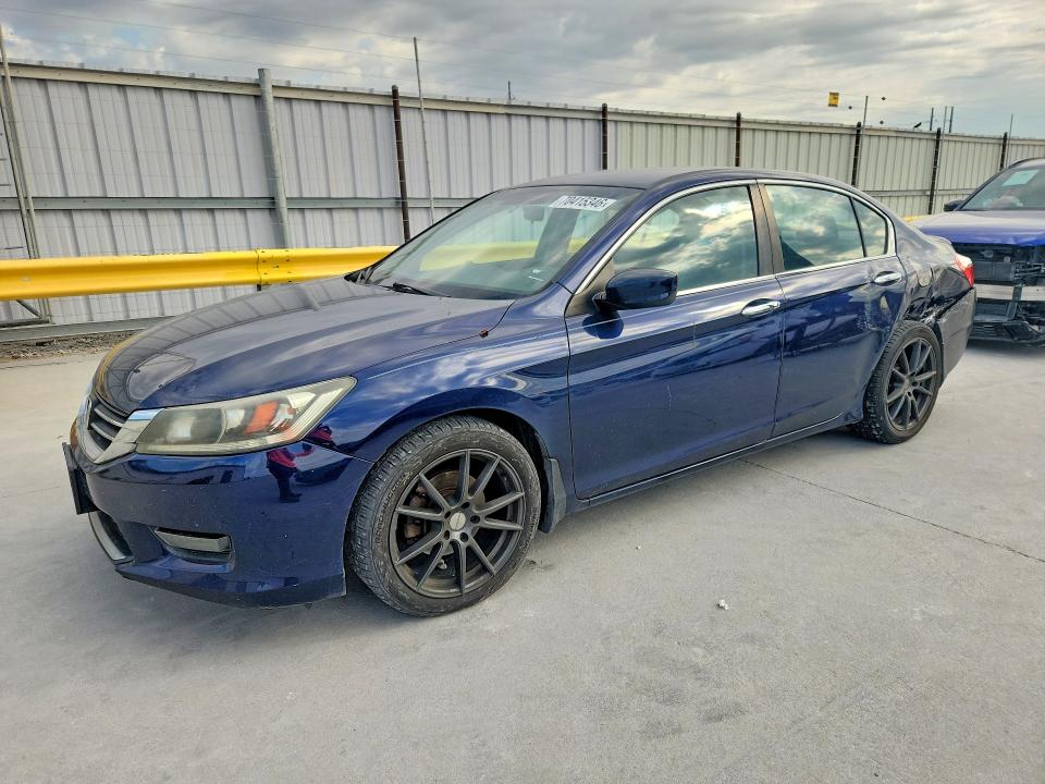 Auction sale of the 2014 Honda Accord, vin: 1HGCR2F52EA139230, lot number: 70415346
