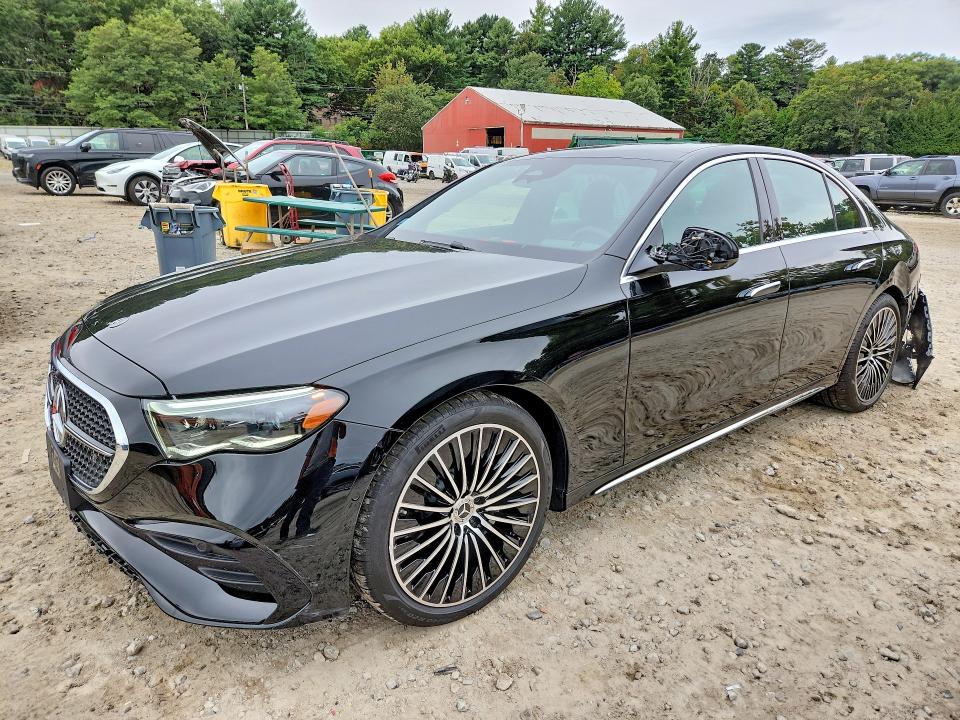 Auction sale of the 2026 Mercedes-benz E, vin: W1KLF4HBXTA226513, lot number: 68426906