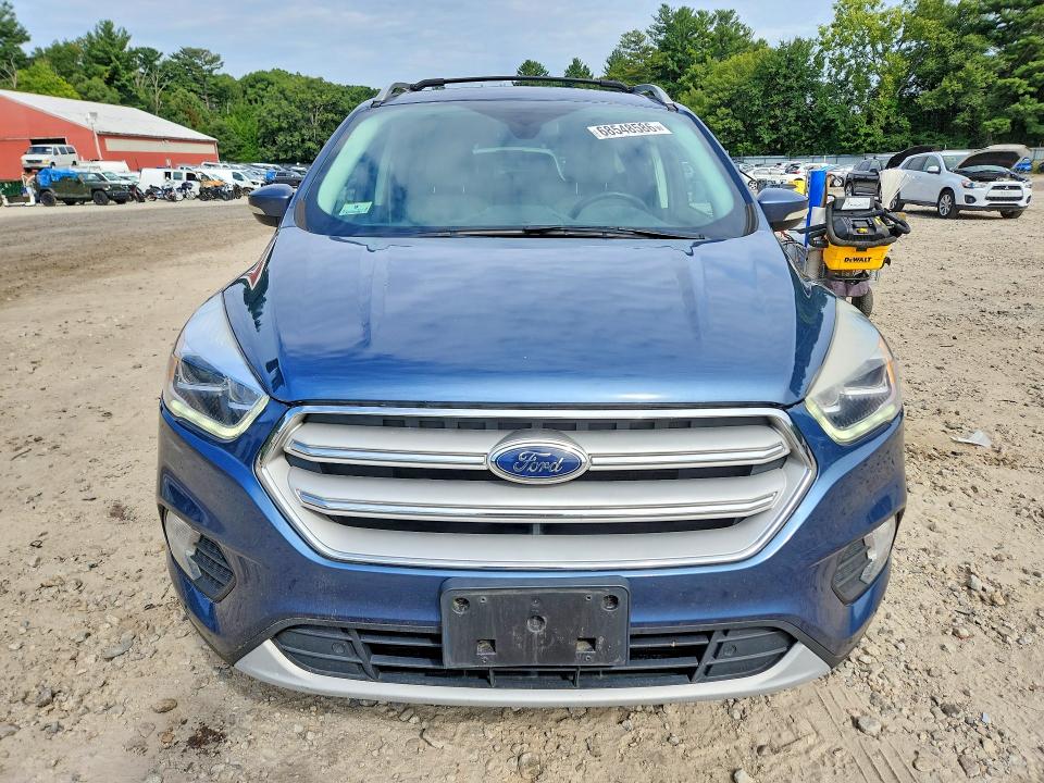 Продажа на аукционе авто 2018 Ford Escape, vin: 1FMCU9J95JUB92475, номер лота: 68548586