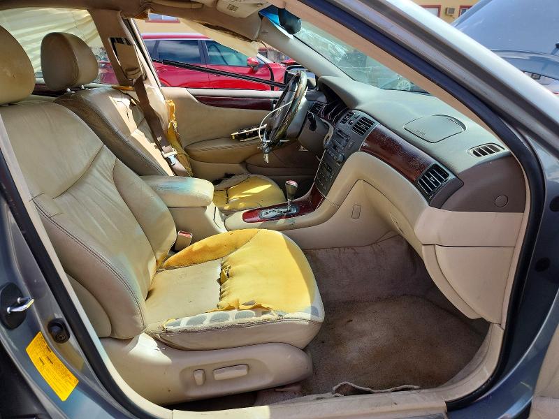 69199776 :رقم المزاد ، JTHBF30G220054181 vin ، 2002 Lexus Es مزاد بيع