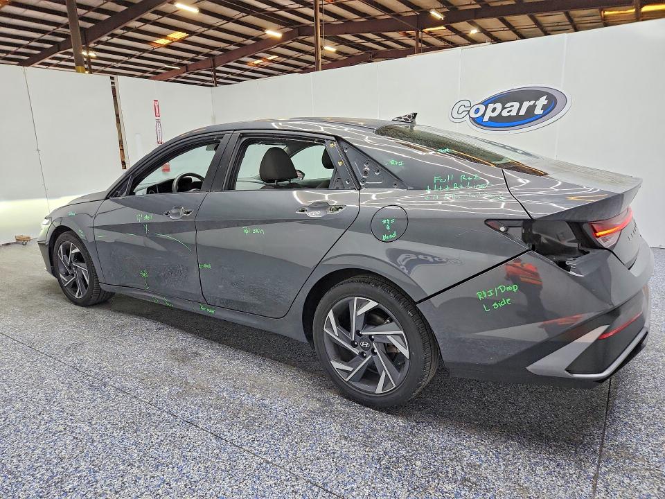 2025 Hyundai Elantra მანქანა იყიდება აუქციონზე, vin: KMHLS4DGXSU000424, აუქციონის ნომერი: 70558536