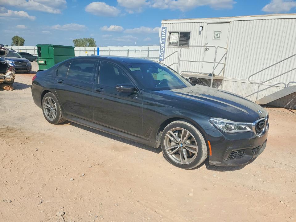 68046696 :رقم المزاد ، WBA7F2C54HG422059 vin ، 2017 Bmw 750 مزاد بيع