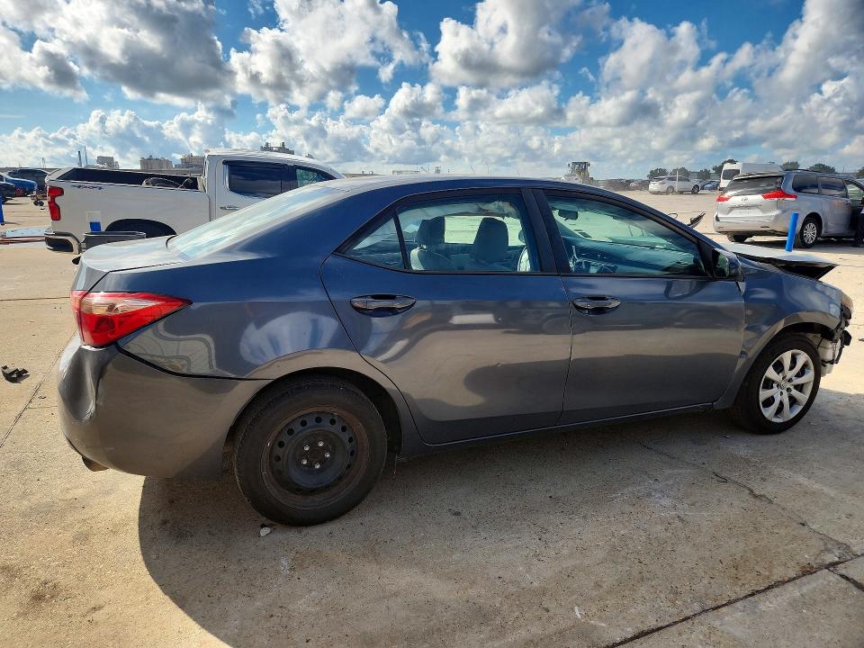 2019 Toyota Corolla მანქანა იყიდება აუქციონზე, vin: 5YFBURHE6KP942404, აუქციონის ნომერი: 67325526