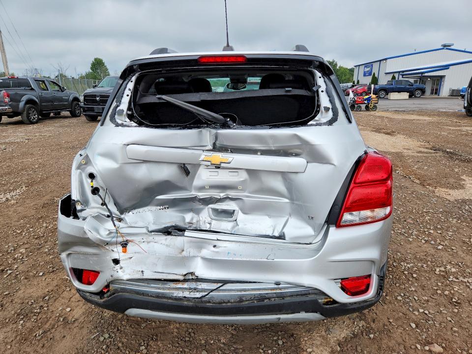 69150386 :رقم المزاد ، KL7CJPSB0JB680633 vin ، 2018 Chevrolet Trax مزاد بيع