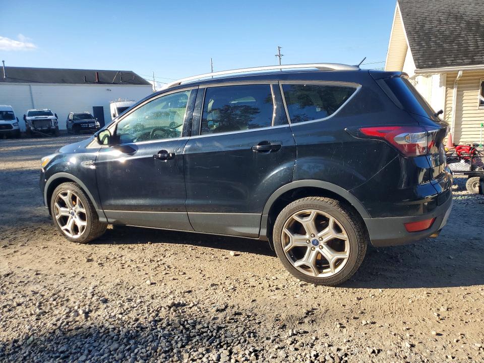 Продажа на аукционе авто 2017 Ford Escape, vin: 1FMCU0JD3HUA59367, номер лота: 68859386
