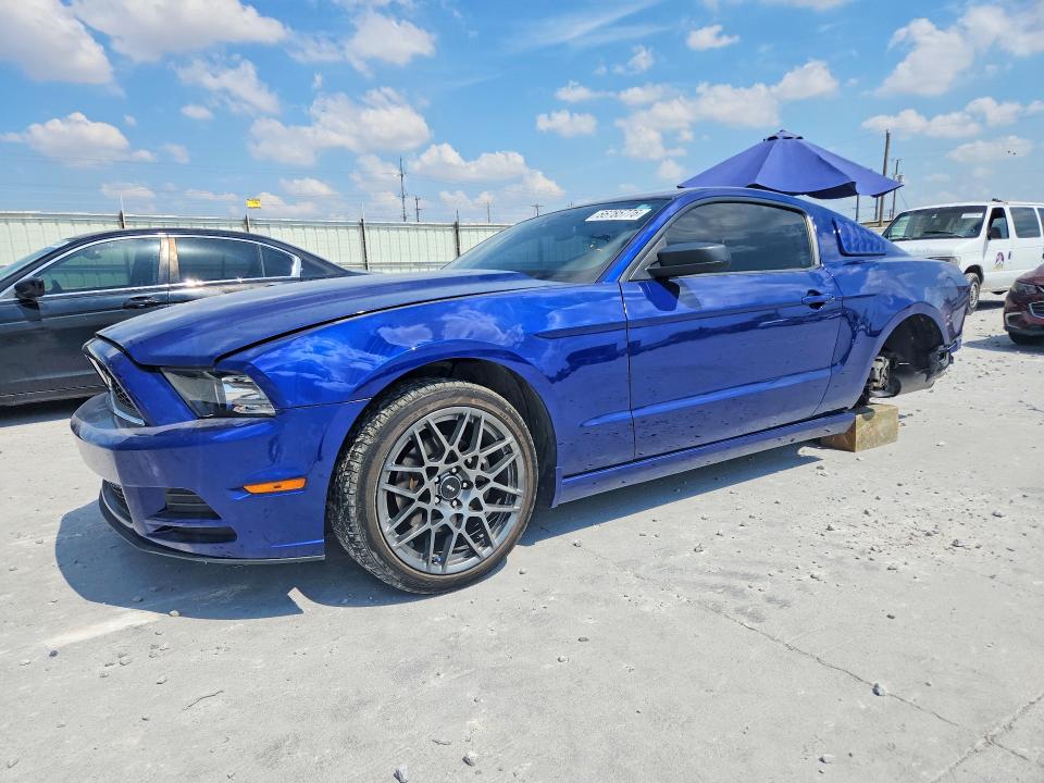 66785776 :رقم المزاد ، 1ZVBP8AM5E5332513 vin ، 2014 Ford Mustang مزاد بيع