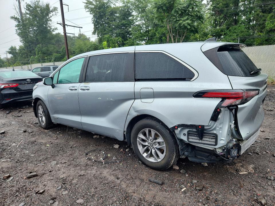 Продаж на аукціоні авто 2021 Toyota Sienna, vin: 5TDYSKFC5MS037137, номер лоту: 65994346