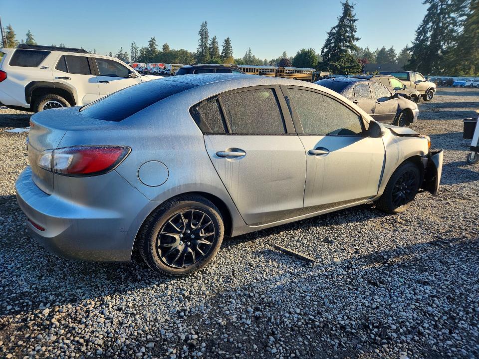 69068316 :رقم المزاد ، JM1BL1UG2C1611059 vin ، 2012 Mazda 3 مزاد بيع