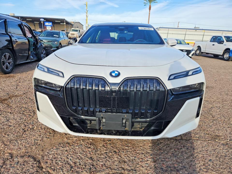 Продаж на аукціоні авто 2026 Bmw 740, vin: WBA23EH05TCX83401, номер лоту: 69615576