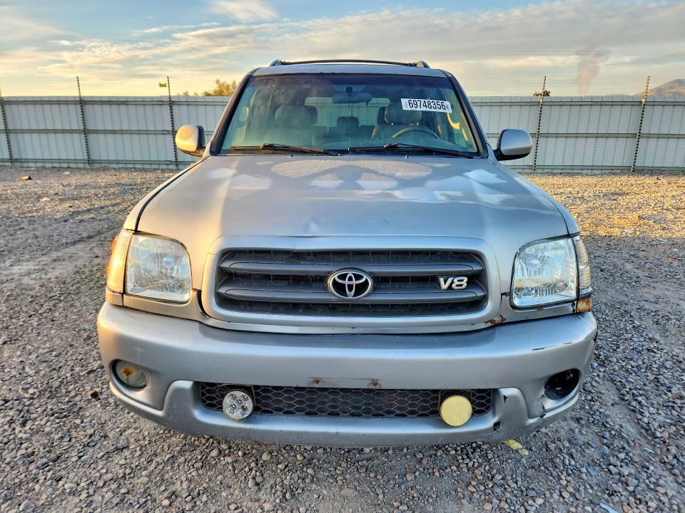Продажа на аукционе авто 2002 Toyota Sequoia, vin: 5TDBT44A22S111952, номер лота: 69748356