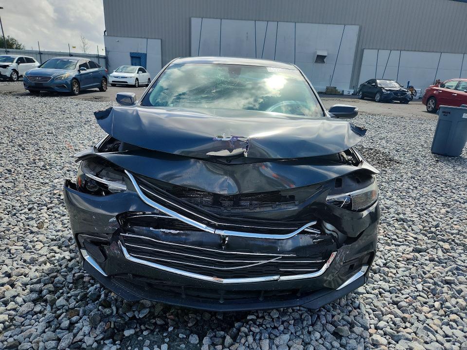 69204656 :رقم المزاد ، 1G1ZE5ST0GF171800 vin ، 2016 Chevrolet Malibu مزاد بيع