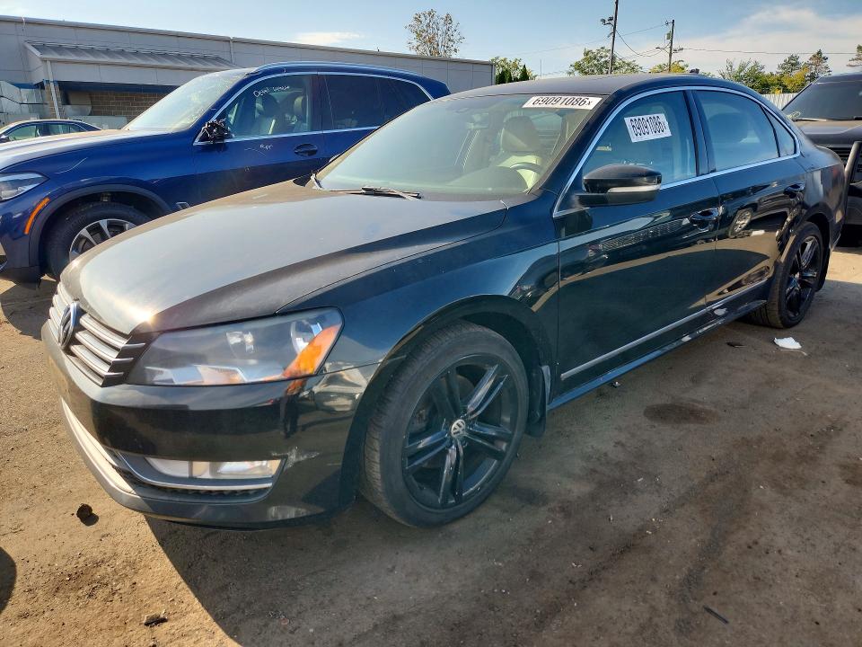 69091086 :رقم المزاد ، 1VWBT7A35FC069451 vin ، 2015 Volkswagen Passat مزاد بيع