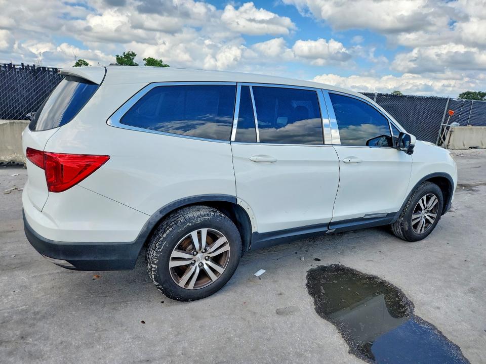 Продажа на аукционе авто 2016 Honda Pilot, vin: 5FNYF5H51GB020039, номер лота: 70641226